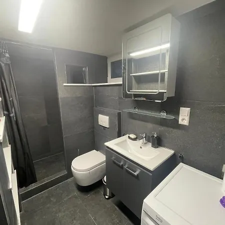 Schoene&moderne&zentrale Naehe A96 Apartman *